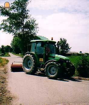 Tractor + veegmachine Bema